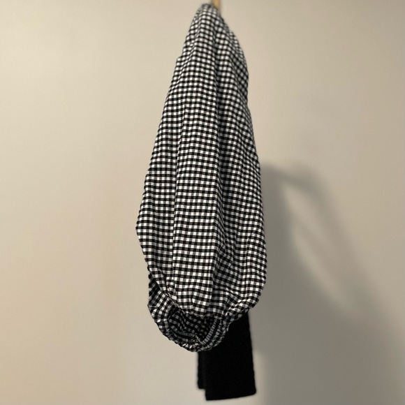 Gingham Blouse with Puff Seeves - Picture 6 of 11